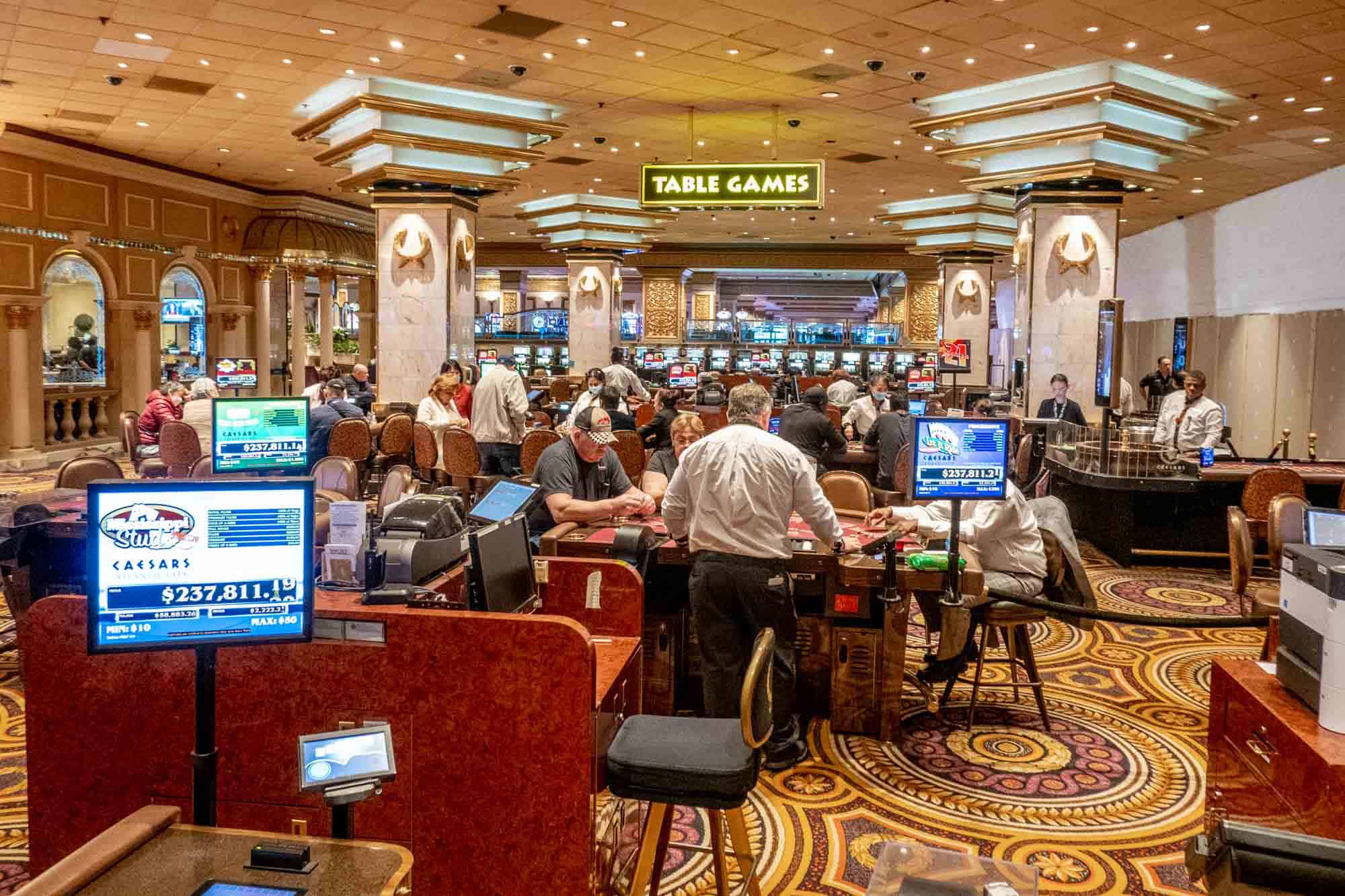 Blackjack Stratejileri: Kazanma İhtişamını Artırın